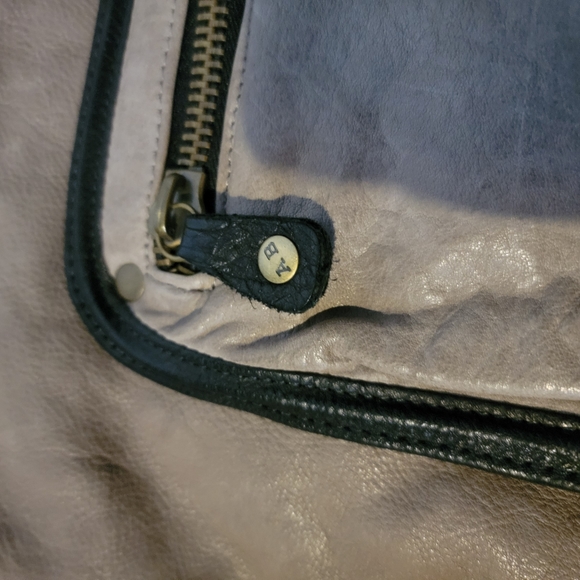 RARE Andrea Brueckner Leather Purse - Picture 3 of 8